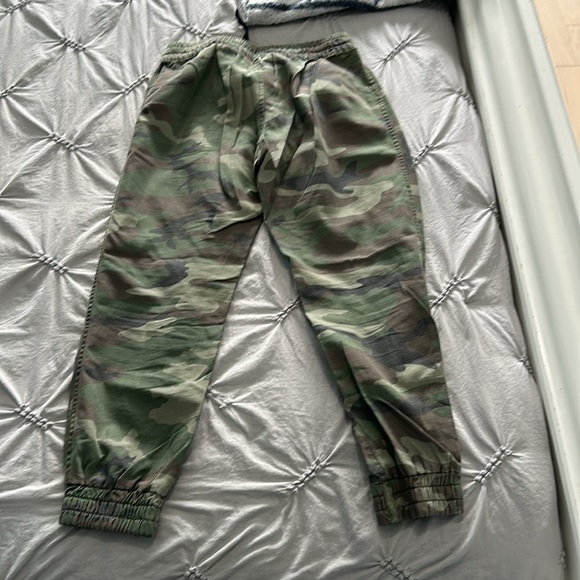 TNA Cargo Pants - Picture 3 of 3